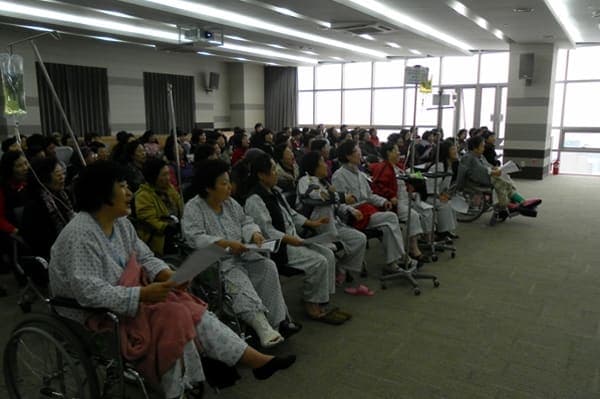 현대유비스병원, ‘행복한노래교실’ 개최 사진 1