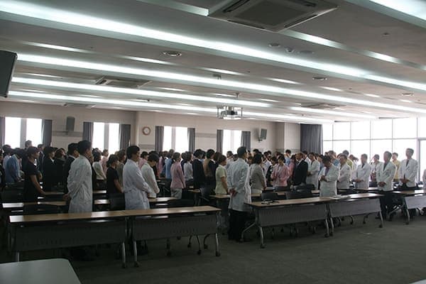 [5월 3일]직원조회 사진 1