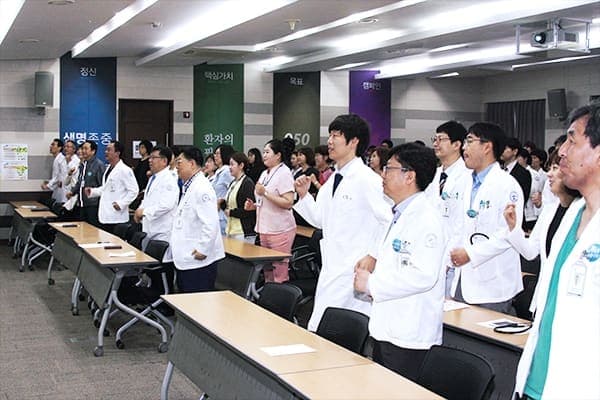 [5월3일] 월례조회 사진 1