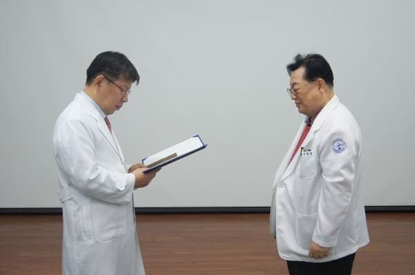 4월 월례조회 사진 13