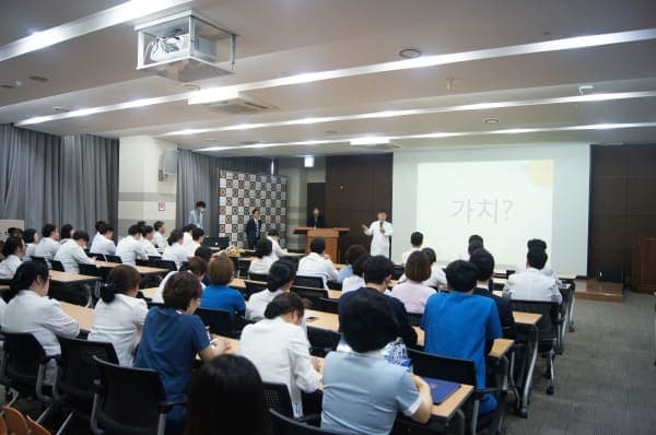 4월 월례조회 사진 19